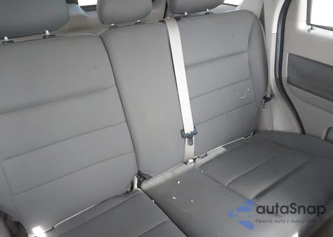 2009 Ford Escape Xlt z USA, uszkodzony, nr VIN 1FMCU03749KD07016